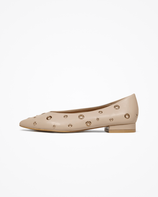 Aura Zapatos Planos con Aros Dorados – Ropa de Oficina para Mujer | Grevano