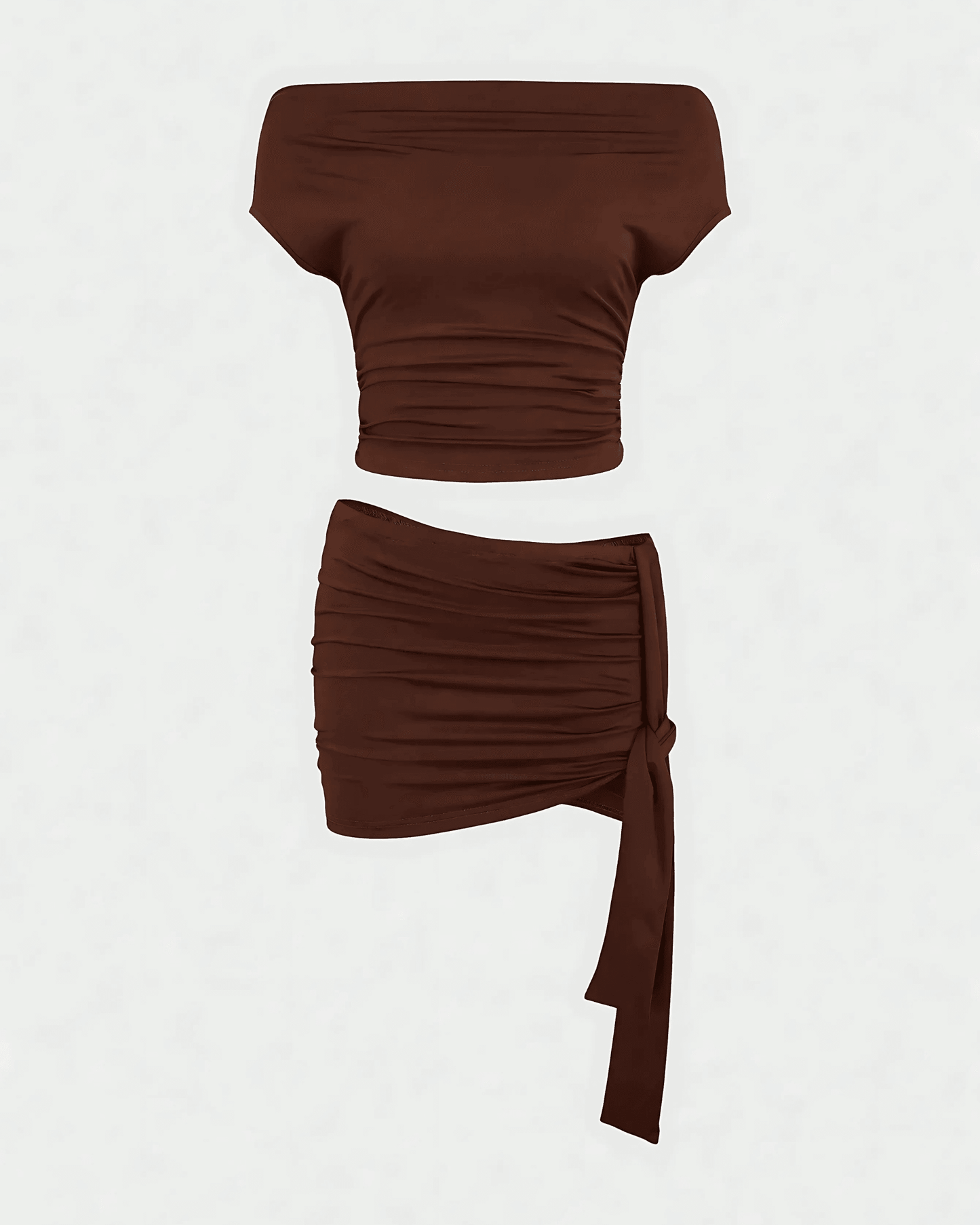 Conjunto fiesta mujer de color marrón con blusa ajustada y falda corta con nudo elegante