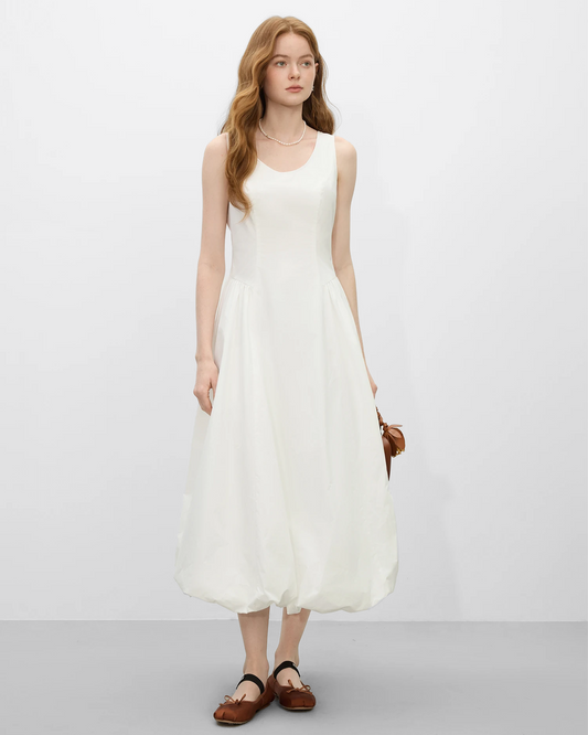 Vestido sin mangas oficina en color blanco, ideal para un look elegante y profesional